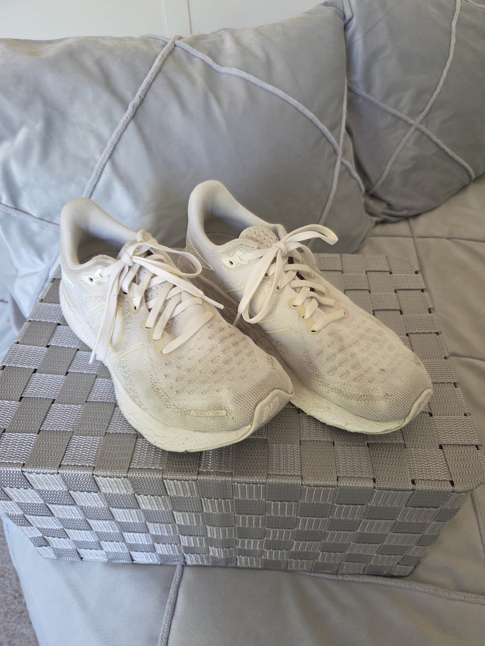 New Balance Mens White Sneakers